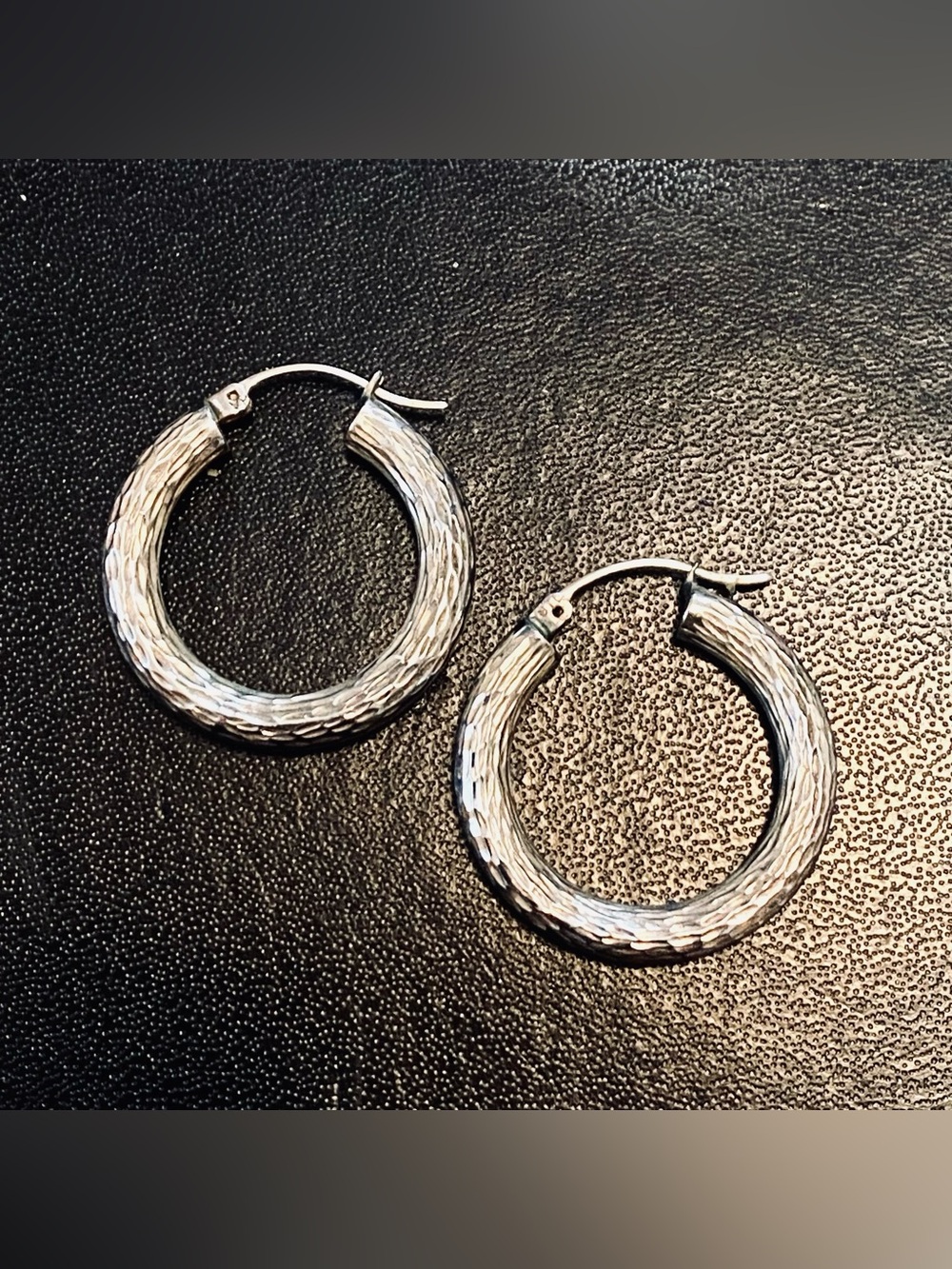Sterling Silver Diamond Cut Hoop Earrings 1” NEW